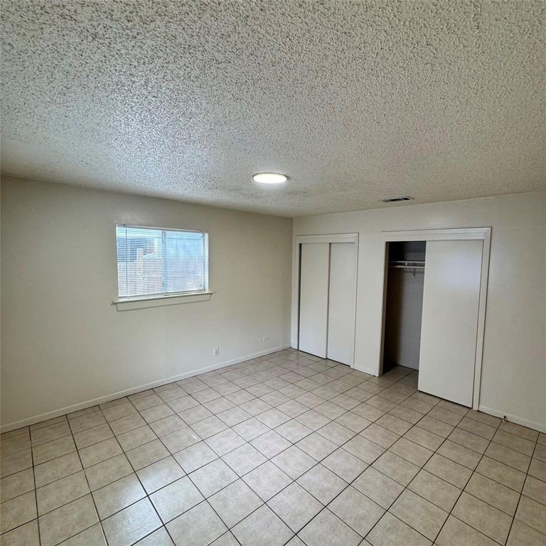1626 Royal Hill DR B, Austin, TX 78741