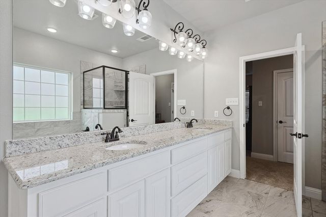 109 Cruise Town Drive, Boyd, TX 76082