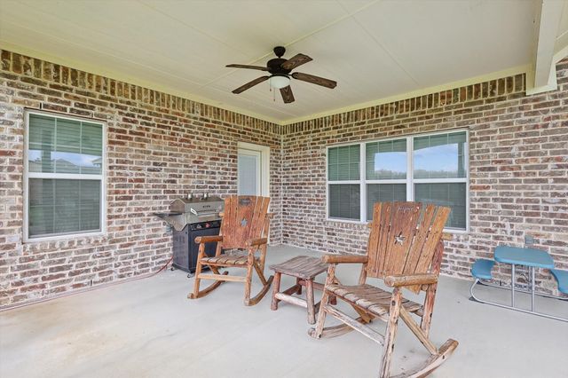 109 Cruise Town Drive, Boyd, TX 76082