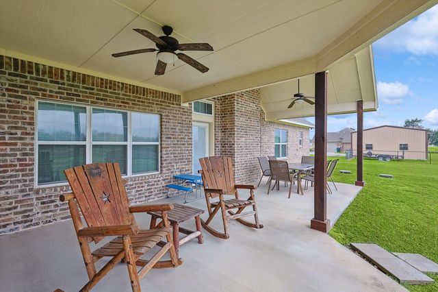 109 Cruise Town Drive, Boyd, TX 76082