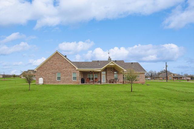 109 Cruise Town Drive, Boyd, TX 76082