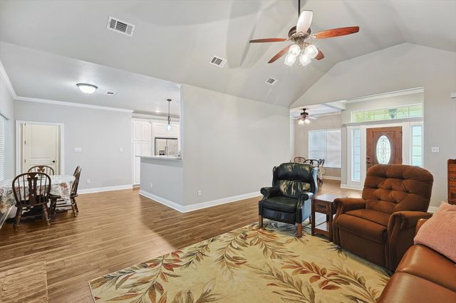 109 Cruise Town Drive, Boyd, TX 76082