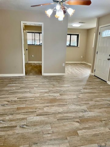 6641 Glen Oaks Dr, Baton Rouge, LA 70812