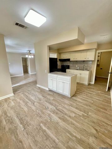 6641 Glen Oaks Dr, Baton Rouge, LA 70812