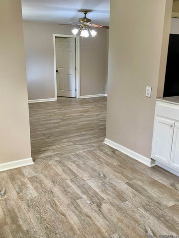 6641 Glen Oaks Dr, Baton Rouge, LA 70812