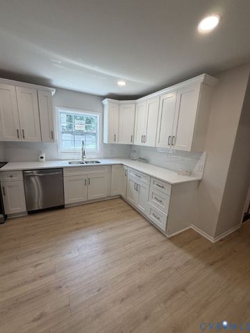 7281 Colts Neck Rd, Hanover, VA 23111