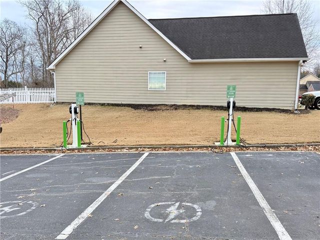 6205 Mulberry Park Drive, Braselton, GA 30517