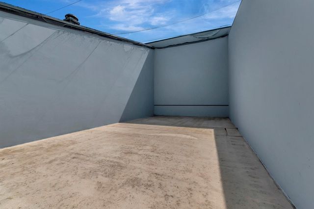 7286 Huntington Lane 402, Delray Beach, FL 33446