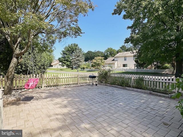 142 TYNEMOUTH CT, Robbinsville, NJ 08691