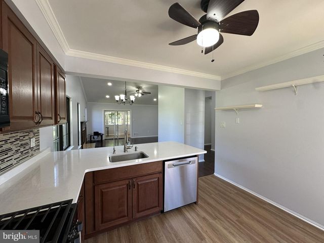 142 TYNEMOUTH CT, Robbinsville, NJ 08691