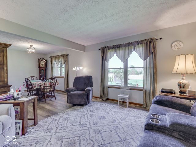 3260 E 150 S, Franklin, IN 46131