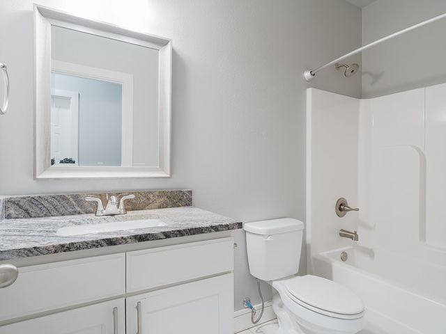 68 Elizabeth Drive, Bella Vista, AR 72715