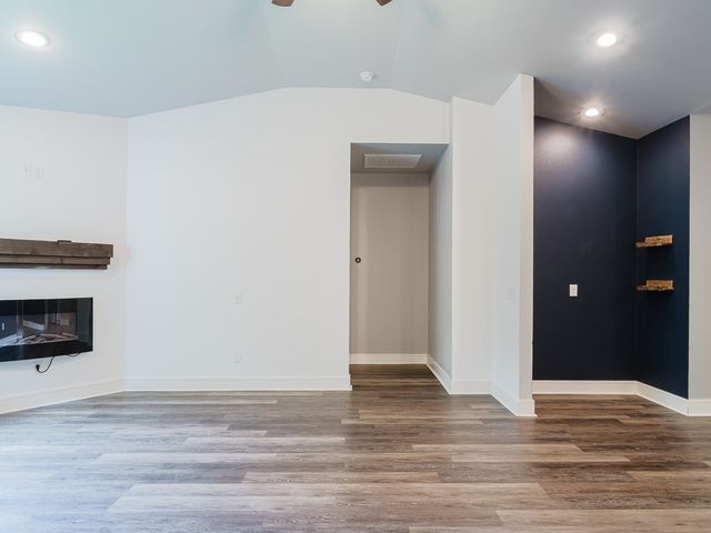 68 Elizabeth Drive, Bella Vista, AR 72715