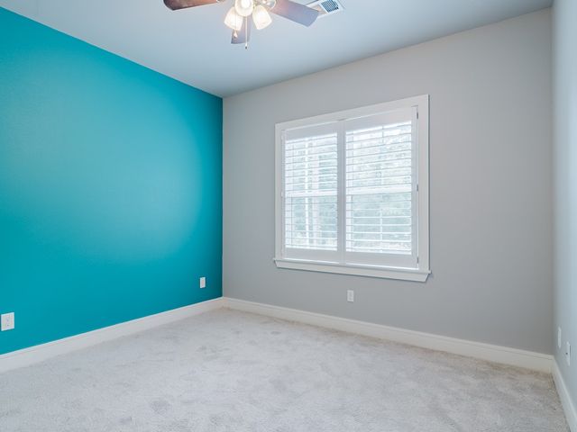 68 Elizabeth Drive, Bella Vista, AR 72715