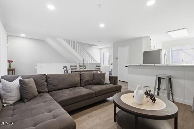 819 S B Street, Oxnard, CA 93030