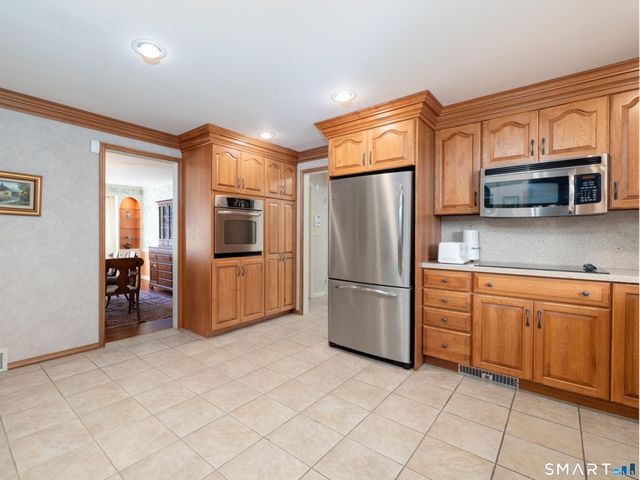 117 Crest Road, Middlebury, CT 06762