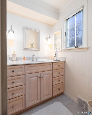 117 Crest Road, Middlebury, CT 06762