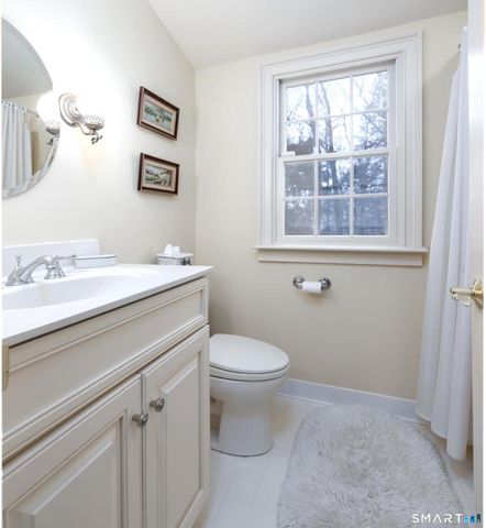 117 Crest Road, Middlebury, CT 06762