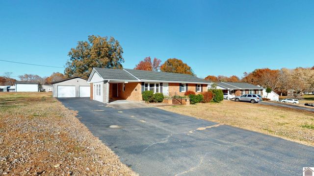 209 E 20th Street, Benton, KY 42025