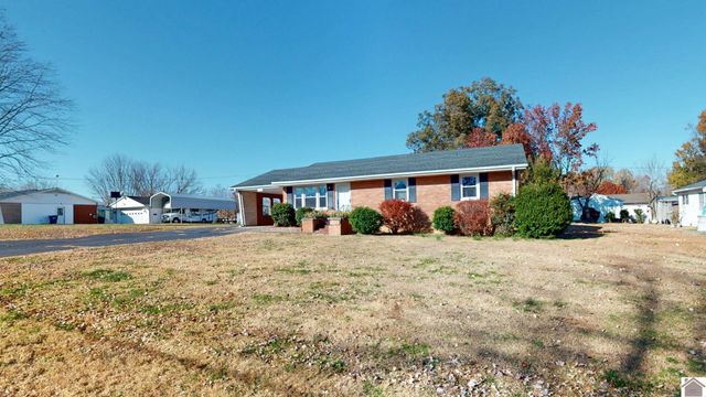 209 E 20th Street, Benton, KY 42025