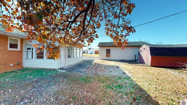 209 E 20th Street, Benton, KY 42025