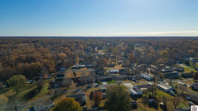 209 E 20th Street, Benton, KY 42025