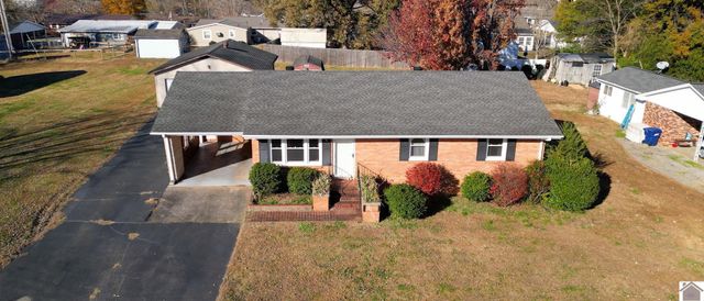 209 E 20th Street, Benton, KY 42025