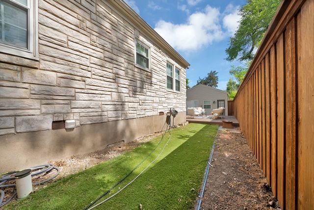 1118 Tenison Memorial Drive, Dallas, TX 75223