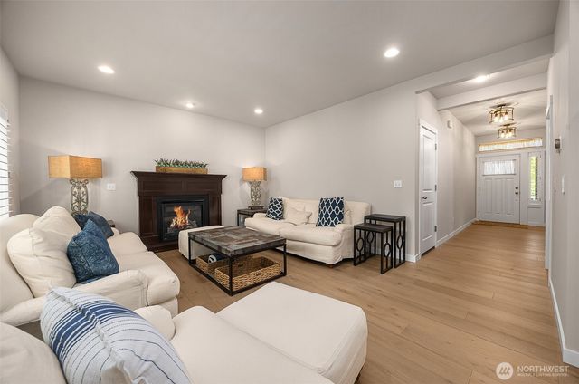17905 8th Place W, Lynnwood, WA 98037