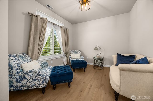 17905 8th Place W, Lynnwood, WA 98037
