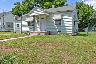 1823 West Olive Street, Springfield, MO 65802