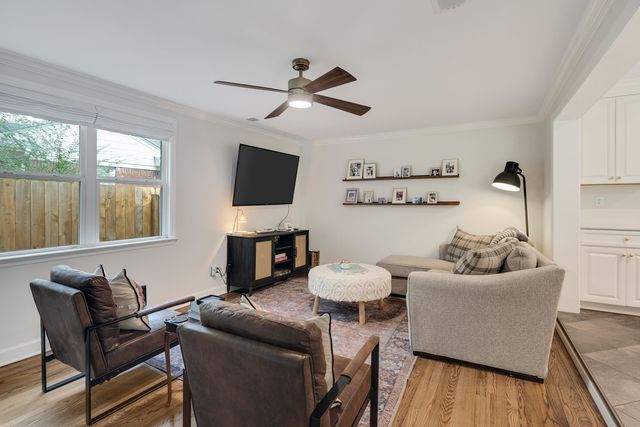 267 BARRY RD, Memphis, TN 38117