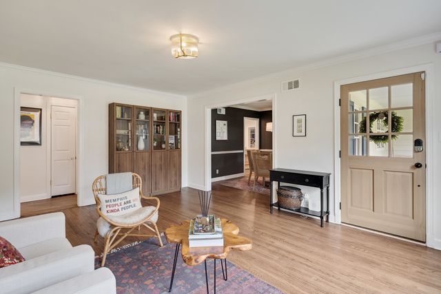 267 BARRY RD, Memphis, TN 38117