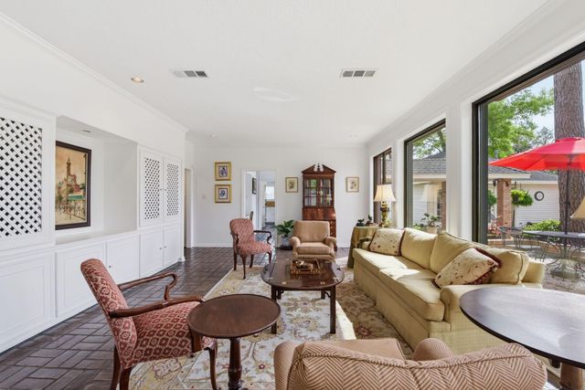 16310 Craighurst Drive, Houston, TX 77059