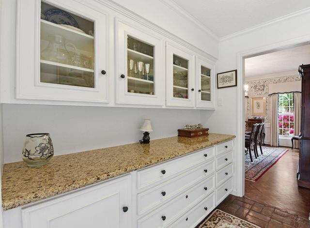 16310 Craighurst Drive, Houston, TX 77059