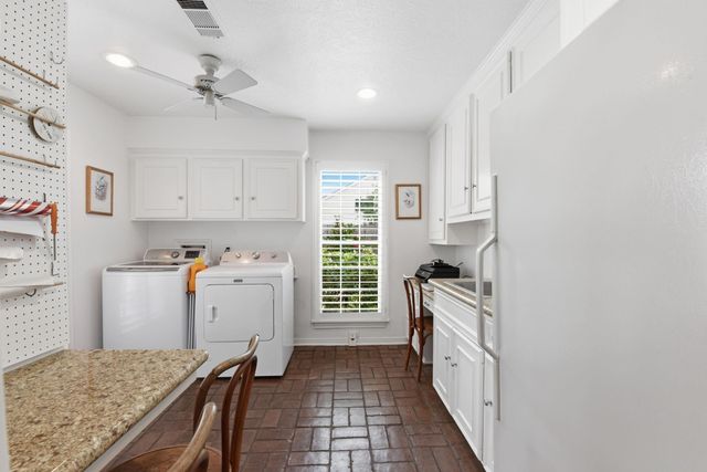 16310 Craighurst Drive, Houston, TX 77059