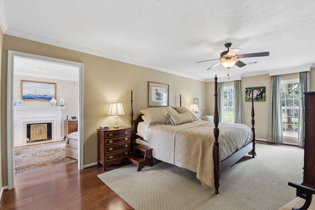 16310 Craighurst Drive, Houston, TX 77059