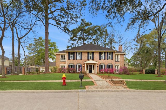 16310 Craighurst Drive, Houston, TX 77059