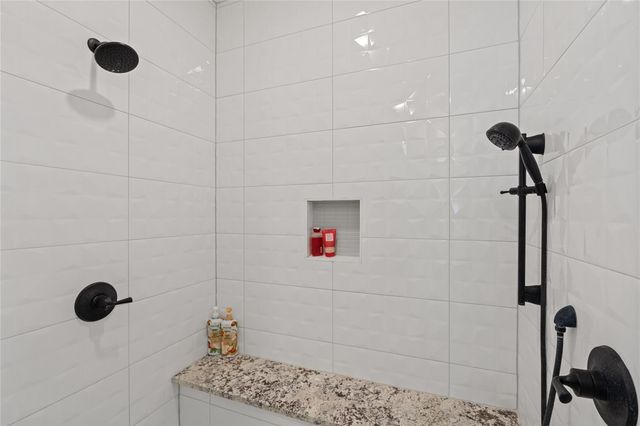 942 Inka RD, Salado, TX 76571