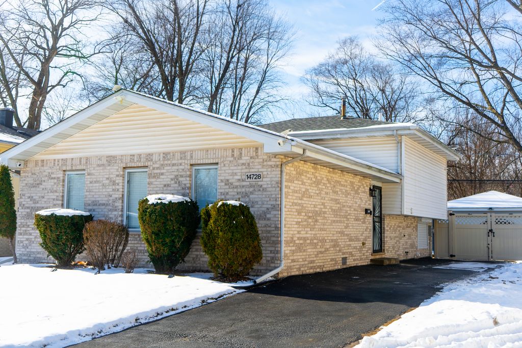 14728 W Martin Luther King Jr Drive, Dolton, IL 60419