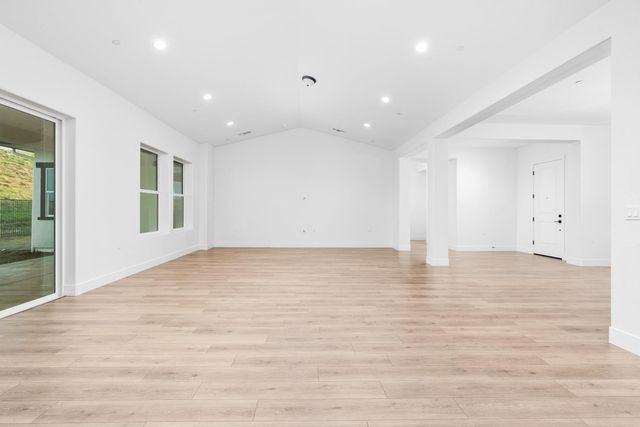 4511 Iron Creek Court, Friant, CA 93626