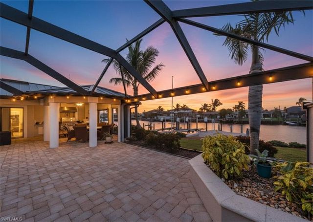 1939 Palaco Grande PKWY, Cape Coral, FL 33904