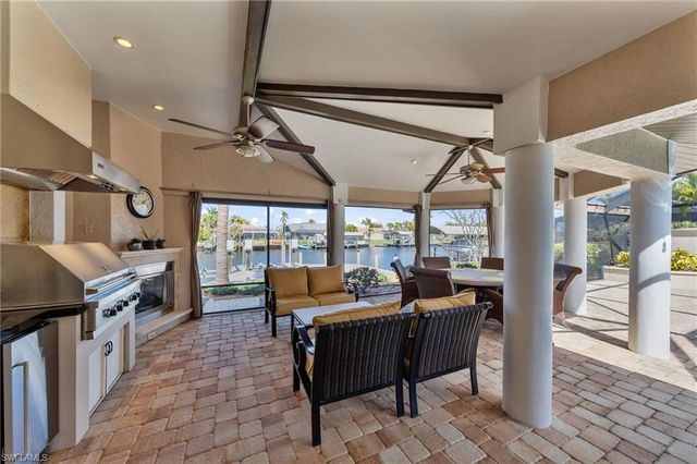 1939 Palaco Grande PKWY, Cape Coral, FL 33904