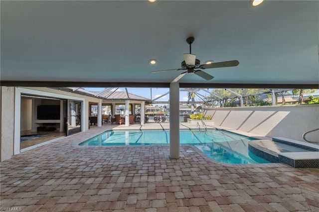 1939 Palaco Grande PKWY, Cape Coral, FL 33904