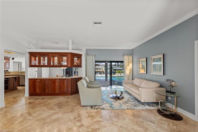 1939 Palaco Grande PKWY, Cape Coral, FL 33904