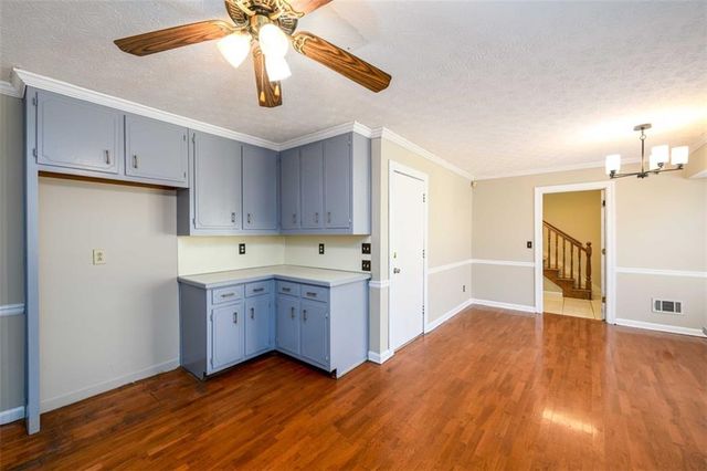 6420 Phillips Place, Lithonia, GA 30058