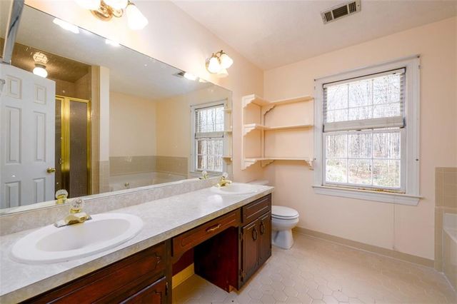 6420 Phillips Place, Lithonia, GA 30058