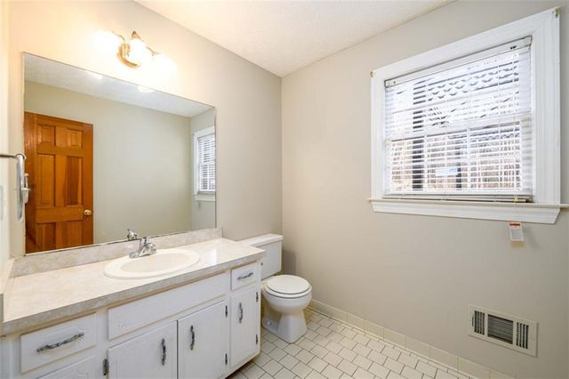 6420 Phillips Place, Lithonia, GA 30058