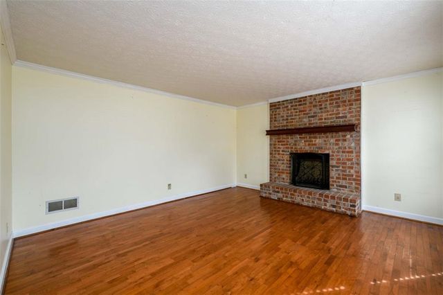 6420 Phillips Place, Lithonia, GA 30058