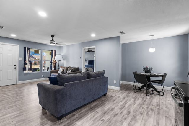 1515 Buena Vista Street, Mesquite, TX 75149